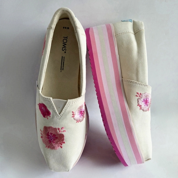 Toms Embroidered Floral On Canvas Platform Slip-On Shoes, Pink & Cream, Size 8.5 - Picture 15 of 16